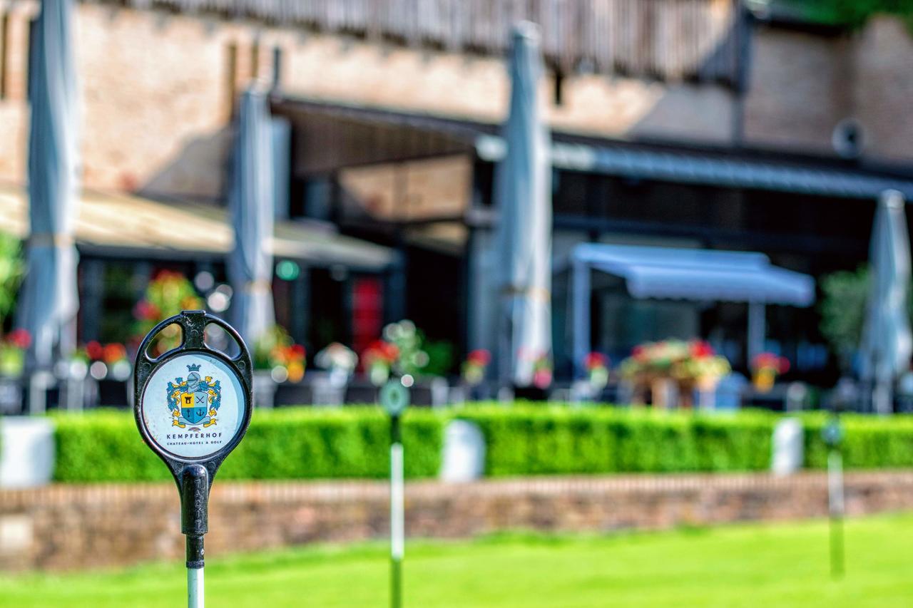 Le Kempferhof Golf Et Chateau-Hotel Plobsheim Exterior photo