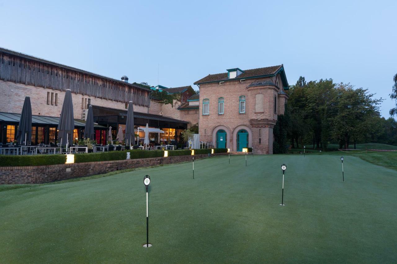 Le Kempferhof Golf Et Chateau-Hotel Plobsheim Exterior photo